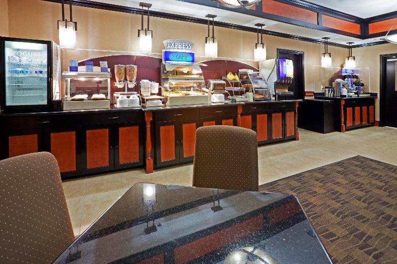Comfort Inn & Suites Dallas Medical-Market Center Extérieur photo
